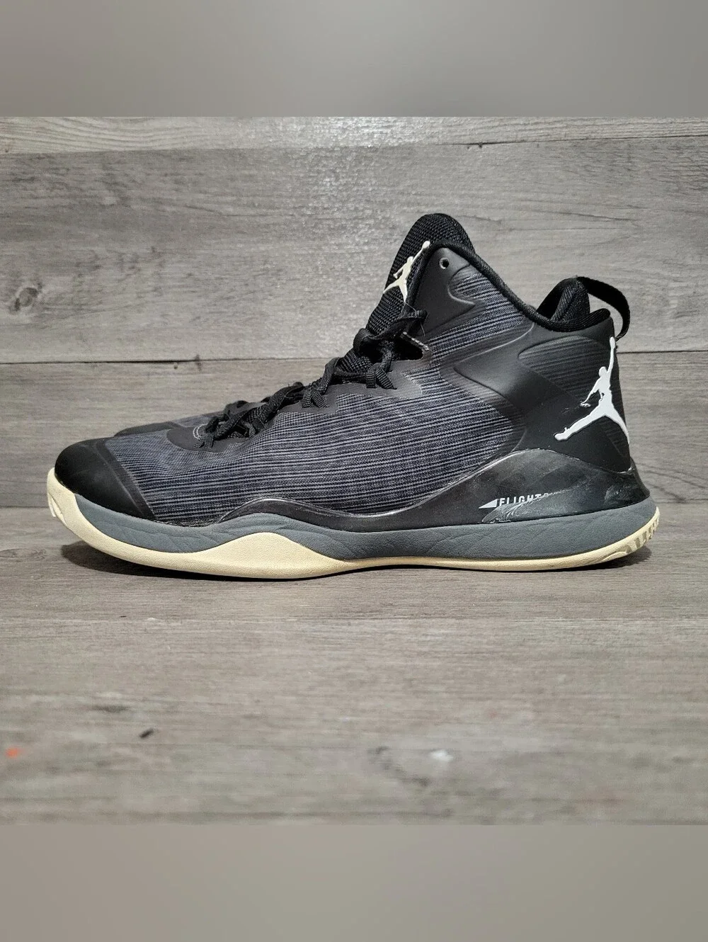 Jordan Super Fly 3 Mens Size 10.5 Black 684933 003 Anthracite